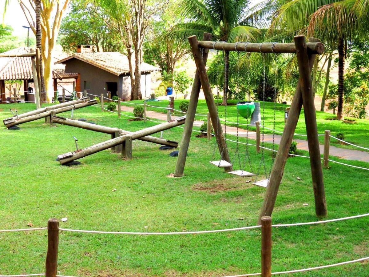 Pontal Do Lago Apartamentos Para Temporada Калдас-Новас Экстерьер фото