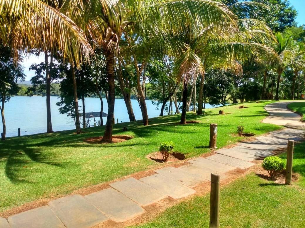 Pontal Do Lago Apartamentos Para Temporada Калдас-Новас Экстерьер фото